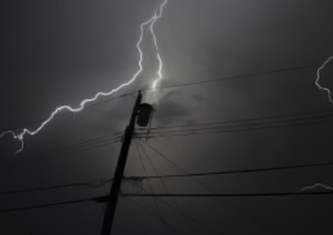 8 Tips to Prepare for a Power Outage